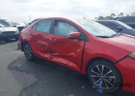 2017 Toyota Corolla Se z USA, uszkodzony, nr VIN 5YFBURHE1HP674080